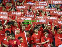 足球赛事备战火热，球队雄心勃勃